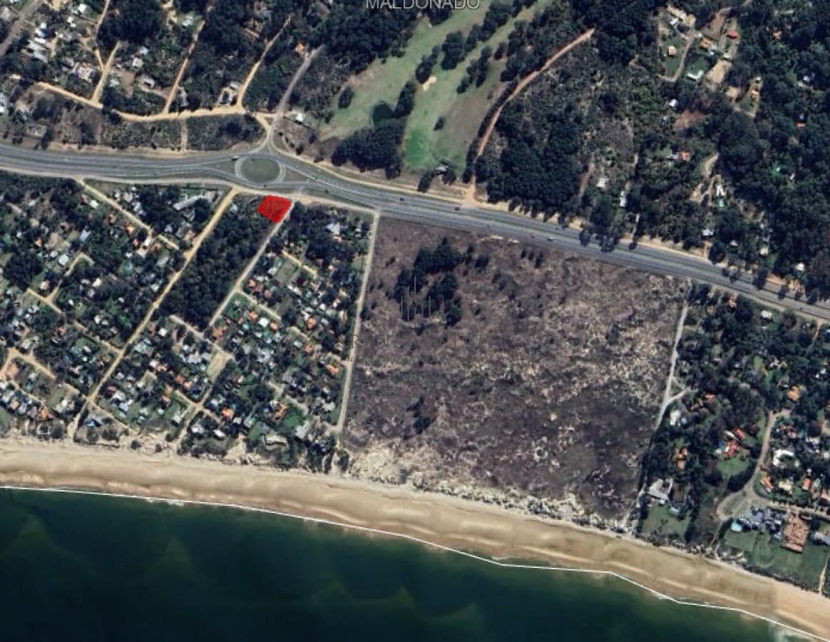 Terreno ID.2205 - Punta Ballena Terreno 1217m2