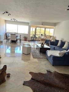 Apartamento moderno 3 dormitorios vista al mar piscina climatizadae Roosevelt Punta del Este