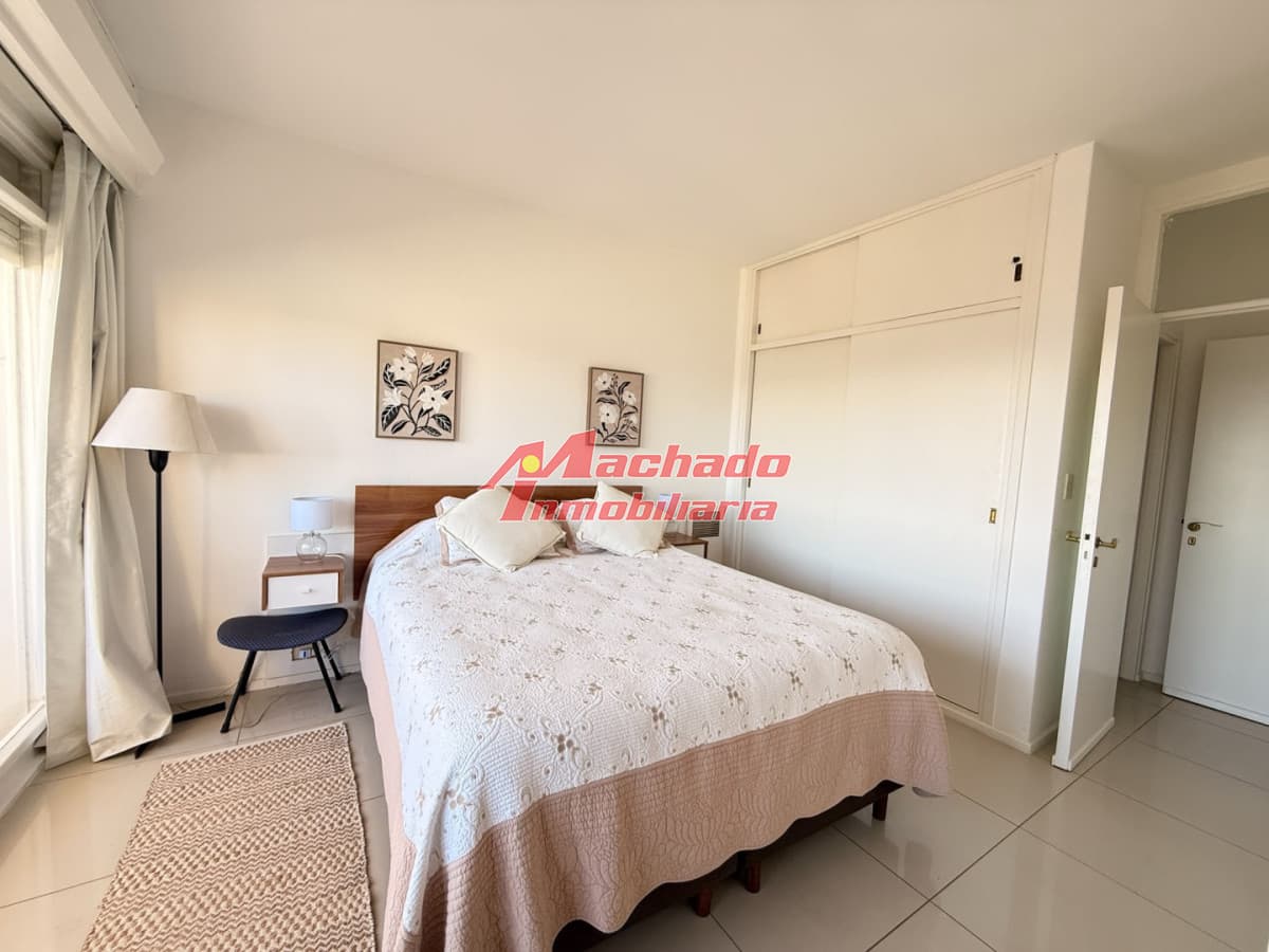 Alquiler de departamento en primera línea.