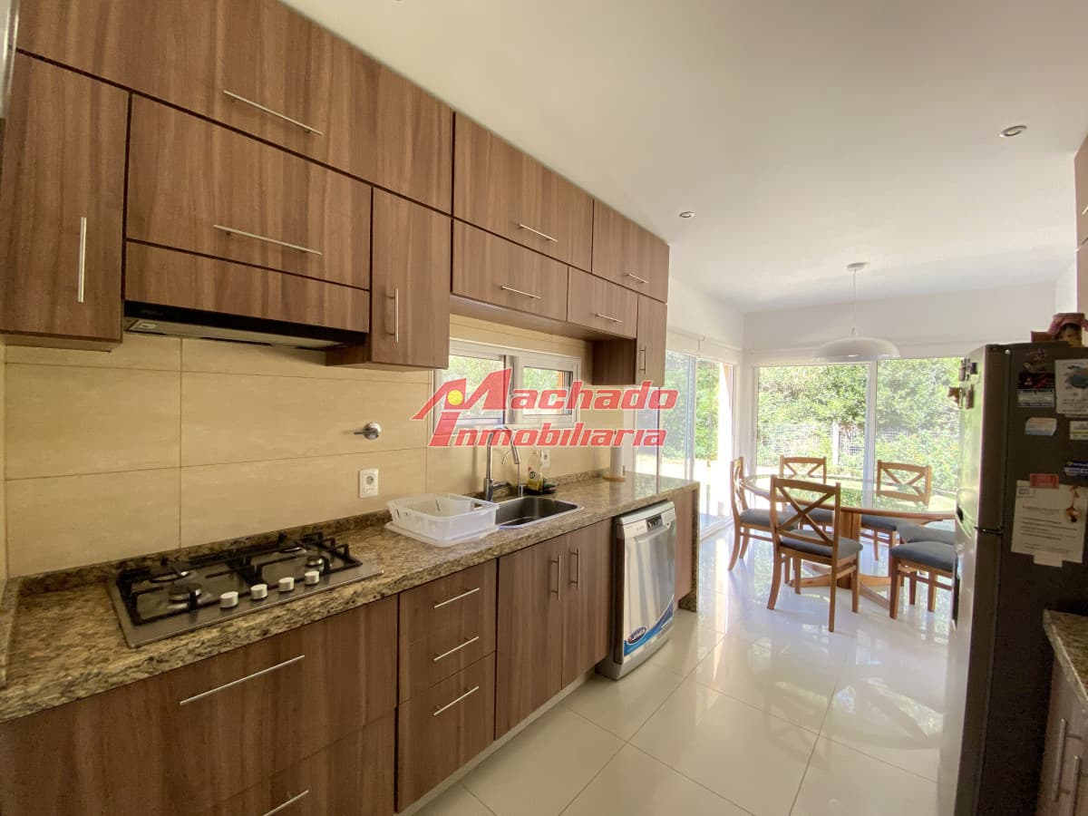 venta casa pinares 4 dormitorios en 2 plantas