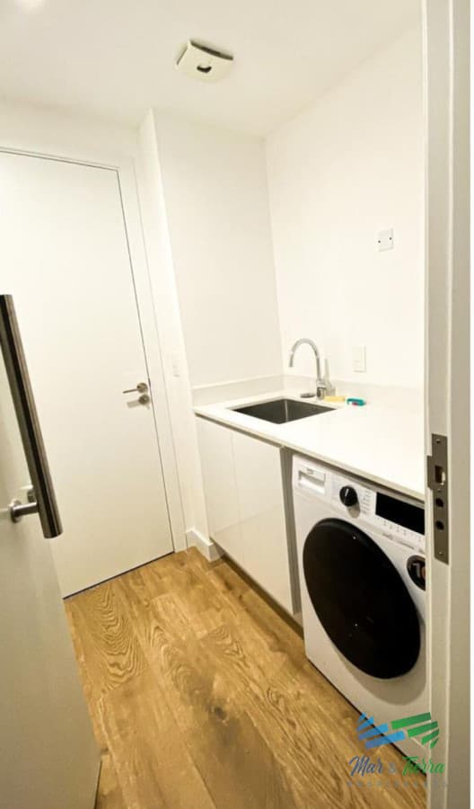 Alquiler anual 1 dormitorio punta del este, Edificio full amenities PRIMERA LINEA