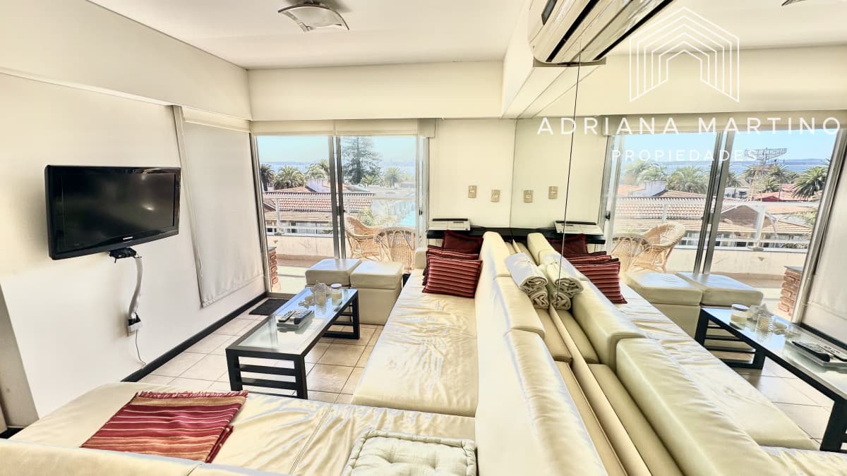 Apartamento en venta península 1 dormitorio y medio