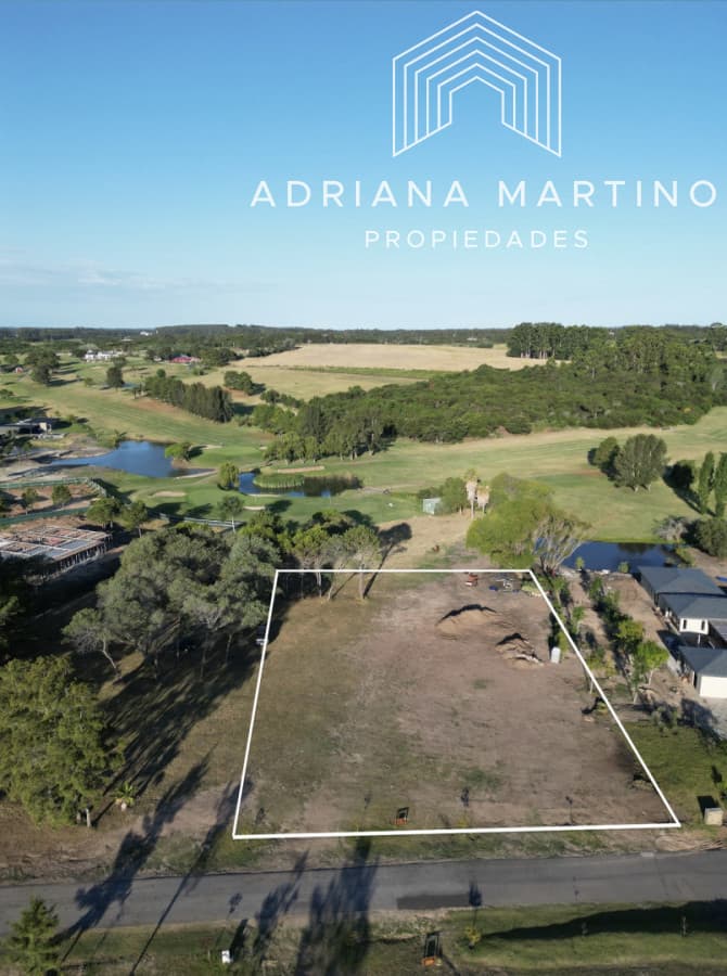 Exclusivo Lote en Pueblo Mio Chacras del Golf