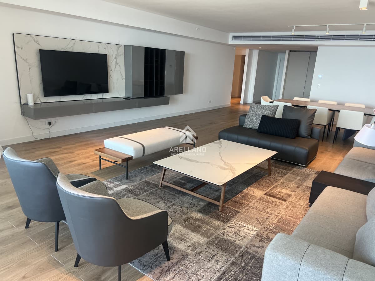 Apartamento ID.4417 - Venta apartamento 3 dormitorios y dependencia Torre trump