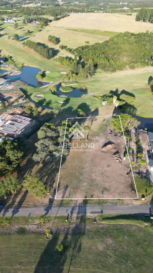 Terreno ID.5964 - Venta Exclusivo Lote en Pueblo Mio Chacras del Golf