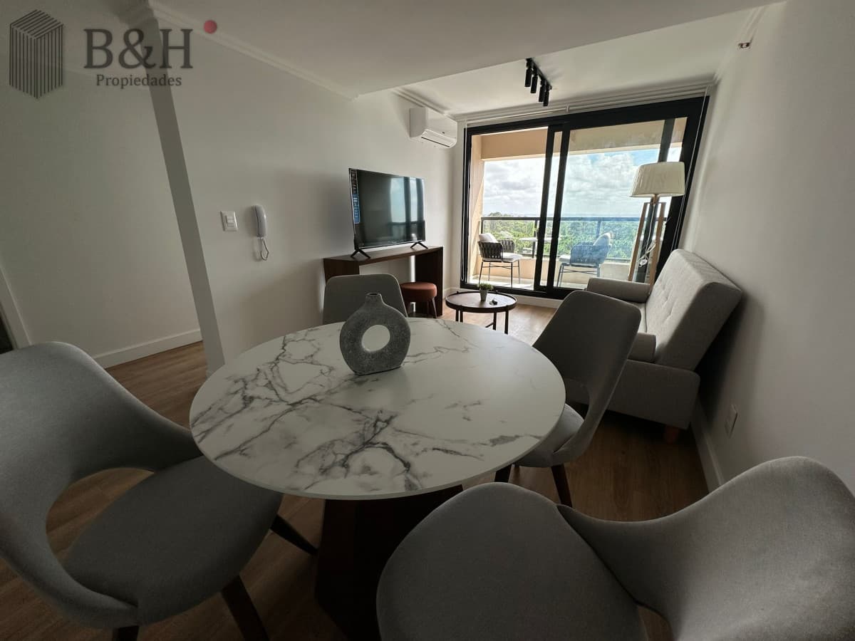 Apartamento con todos los amenities, de lujo !!