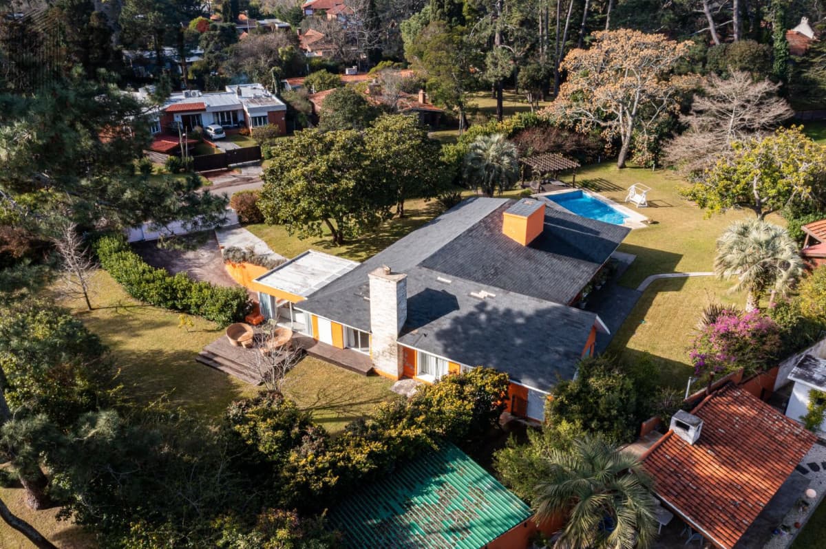 Casa en  Cantegril PUNTA DEL ESTE