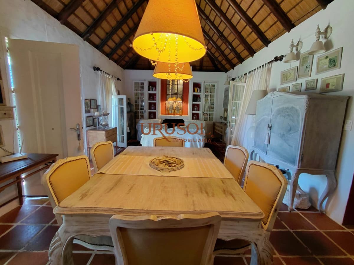 URUSOL Inmobiliaria   Casa ID.124 - Encanto y Serenidad en el bosque de la mansa