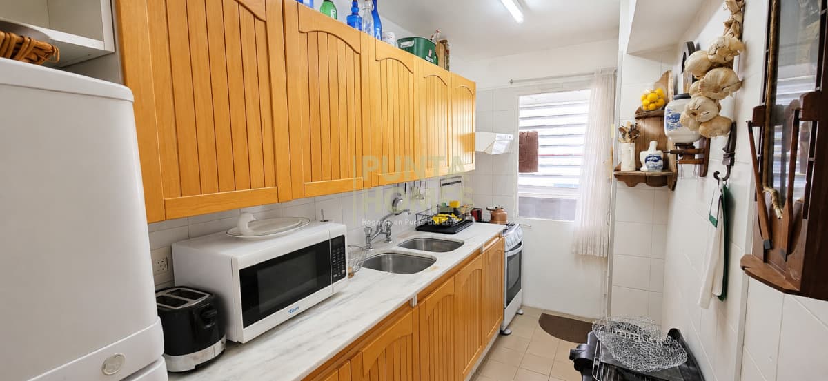 Punta Homes Inmobiliaria Apartamento ID.3981 - Venta de Apartamento de 2 dormitorios y 2 baños en Punta del Este.