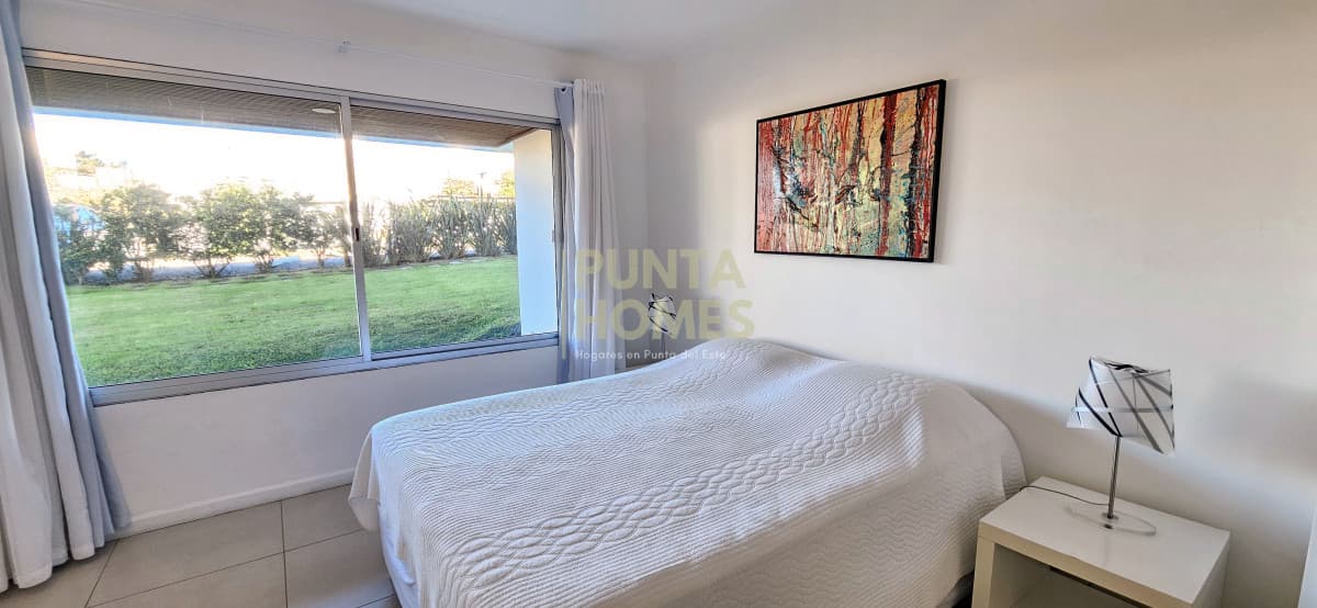 Punta Homes Inmobiliaria Apartamento ID.3833 - Venta de apartamento 2 dormitorios y 2 baños en Montoya, La Barra, Punta del Este.