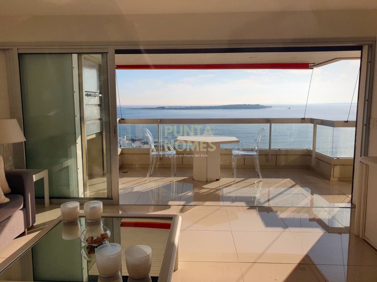 Punta Homes Inmobiliaria Apartamento ID.84 - Venta. Departamento de 4 Dormitorios en Punta del Este, Uruguay.