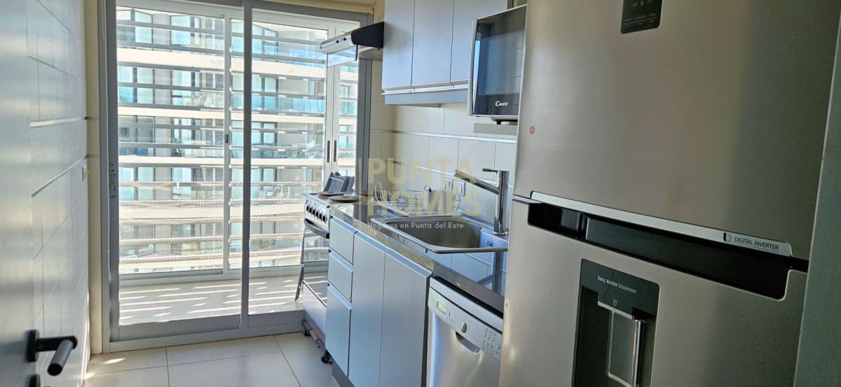 Punta Homes Inmobiliaria Apartamento ID.3950 - Venta de Apartamento 2 Dormitorios 2 Baños en Punta del Este - Torre Francia