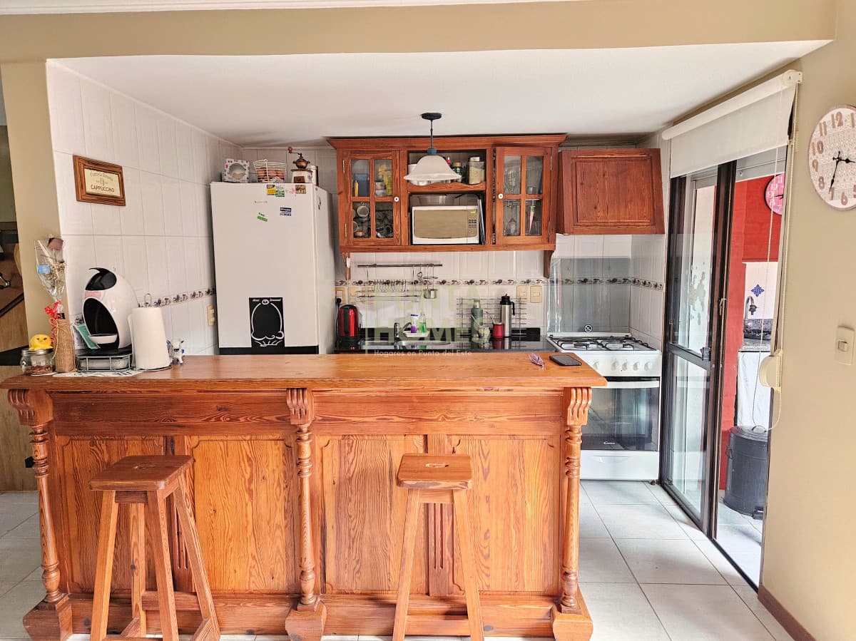 Punta Homes Inmobiliaria Apartamento ID.3867 - Apartamento de 2 dormitorios en Venta en Barrio cerrado en Punta del Este