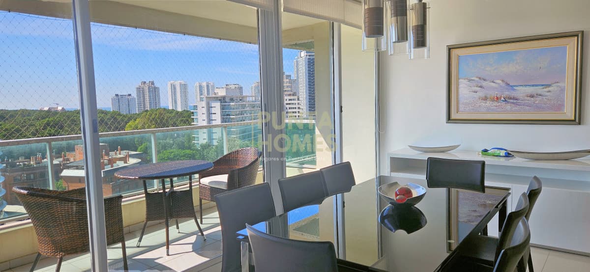 Punta Homes Inmobiliaria Apartamento ID.3831 - Venta departamento de 3 dormitorios en venta en Punta del Este