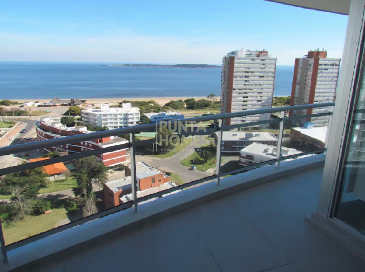 Punta Homes Inmobiliaria Apartamento ID.3930 - Venta apartamento en Sunrise con excelente vista