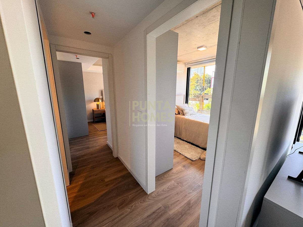 Punta Homes Inmobiliaria Apartamento ID.3935 - Apartamento 2 Dormitorios Torres del Este Punta del Este A Metros de Playa Brava y Mansa