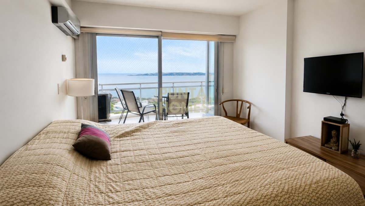 Punta Homes Inmobiliaria Apartamento ID.3930 - Venta apartamento en Sunrise con excelente vista