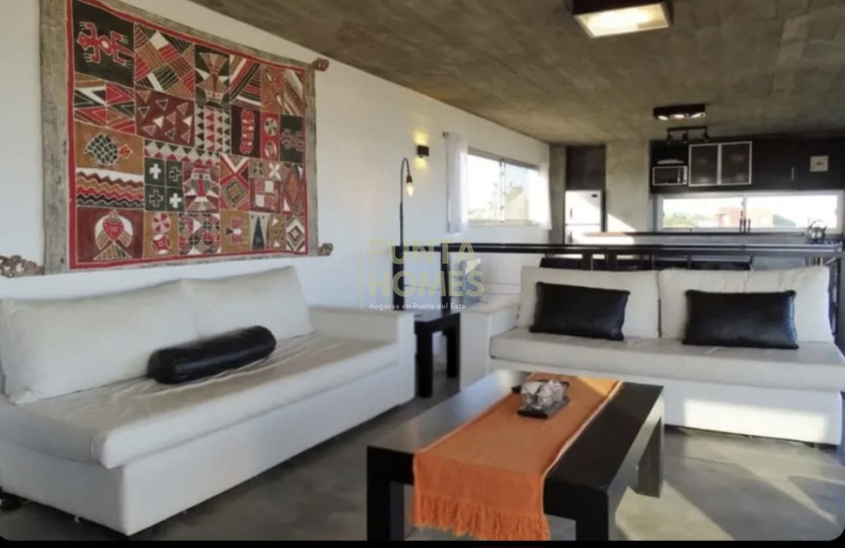 Punta Homes Inmobiliaria Casa ID.3960 - Increible casa con vista a la Viuda