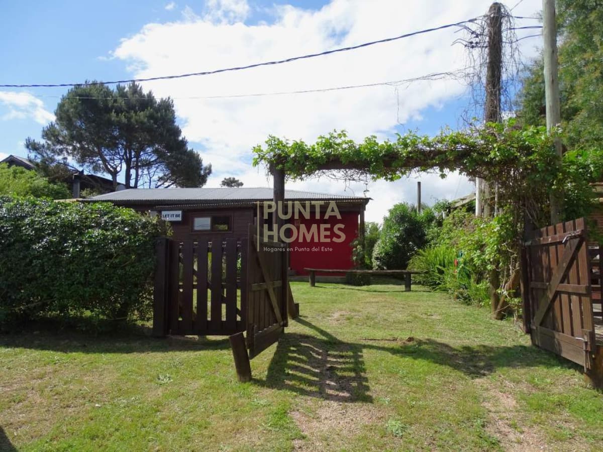 Punta Homes Inmobiliaria Casa ID.3919 - Venta de Casa de 2 dormitorios en Punta del Diablo zona Rivero