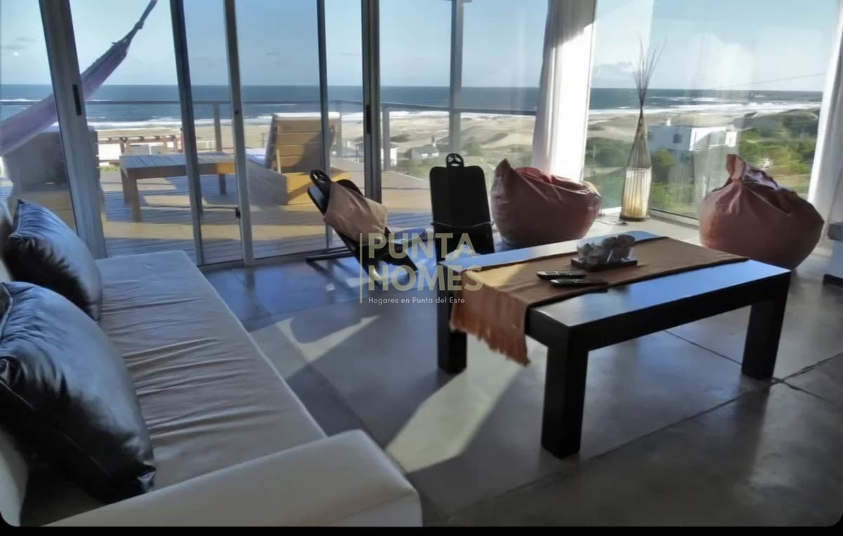 Punta Homes Inmobiliaria Casa ID.3960 - Increible casa con vista a la Viuda