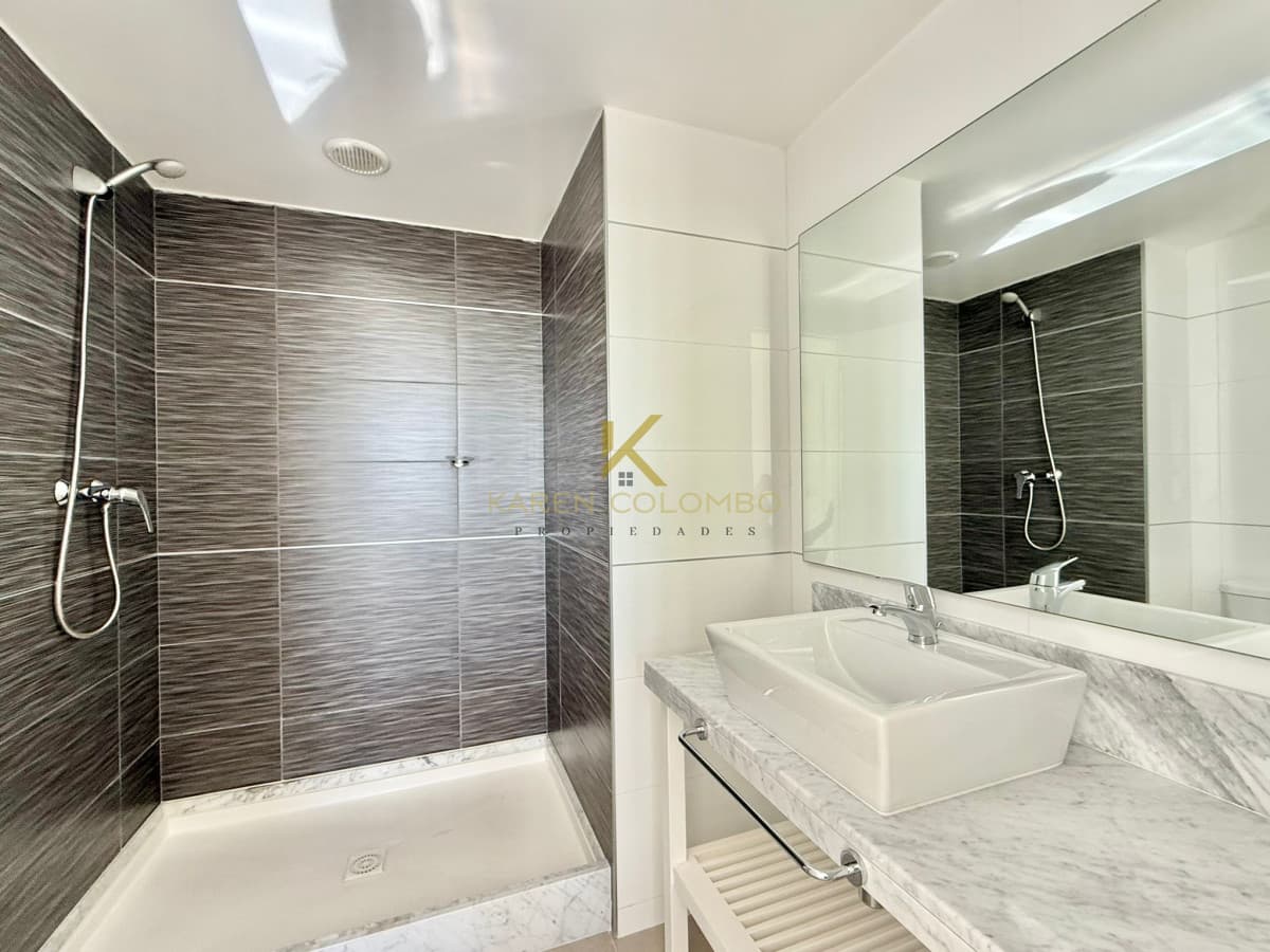 Apartamento en venta - Torre de Categoría