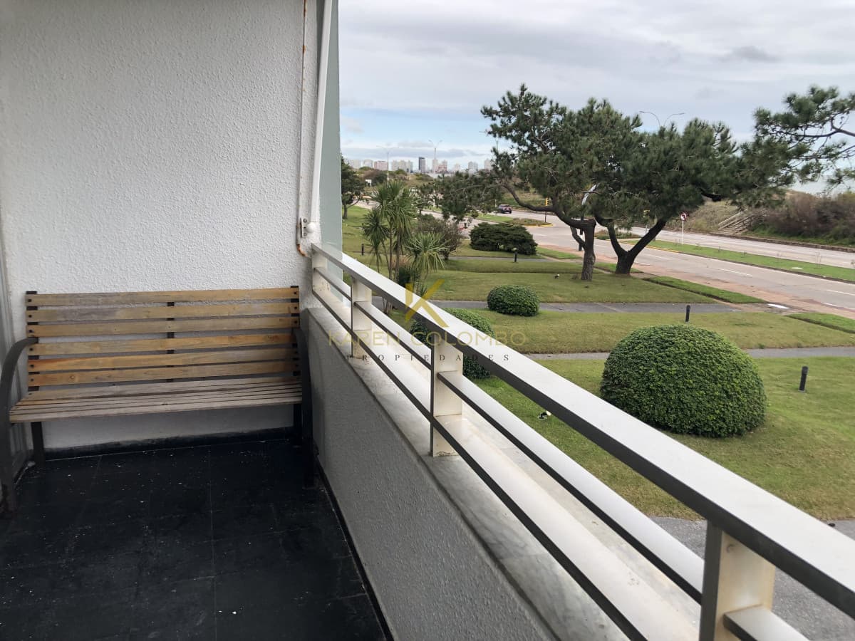 Apartamento en venta - Primera linea Playa Mansa