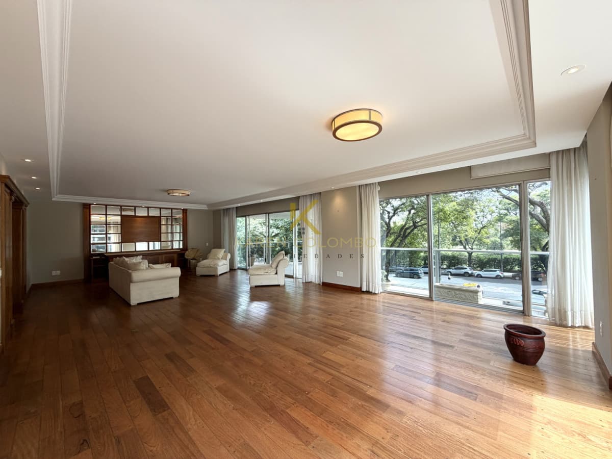 Apartamento 4 dormitorios en venta Punta Carretas