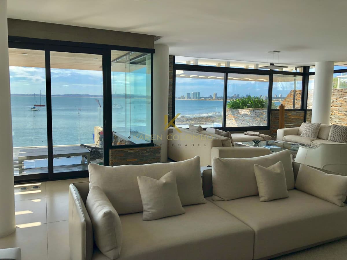 Apartamento en venta y alquiler en el puerto de Punta del Este
