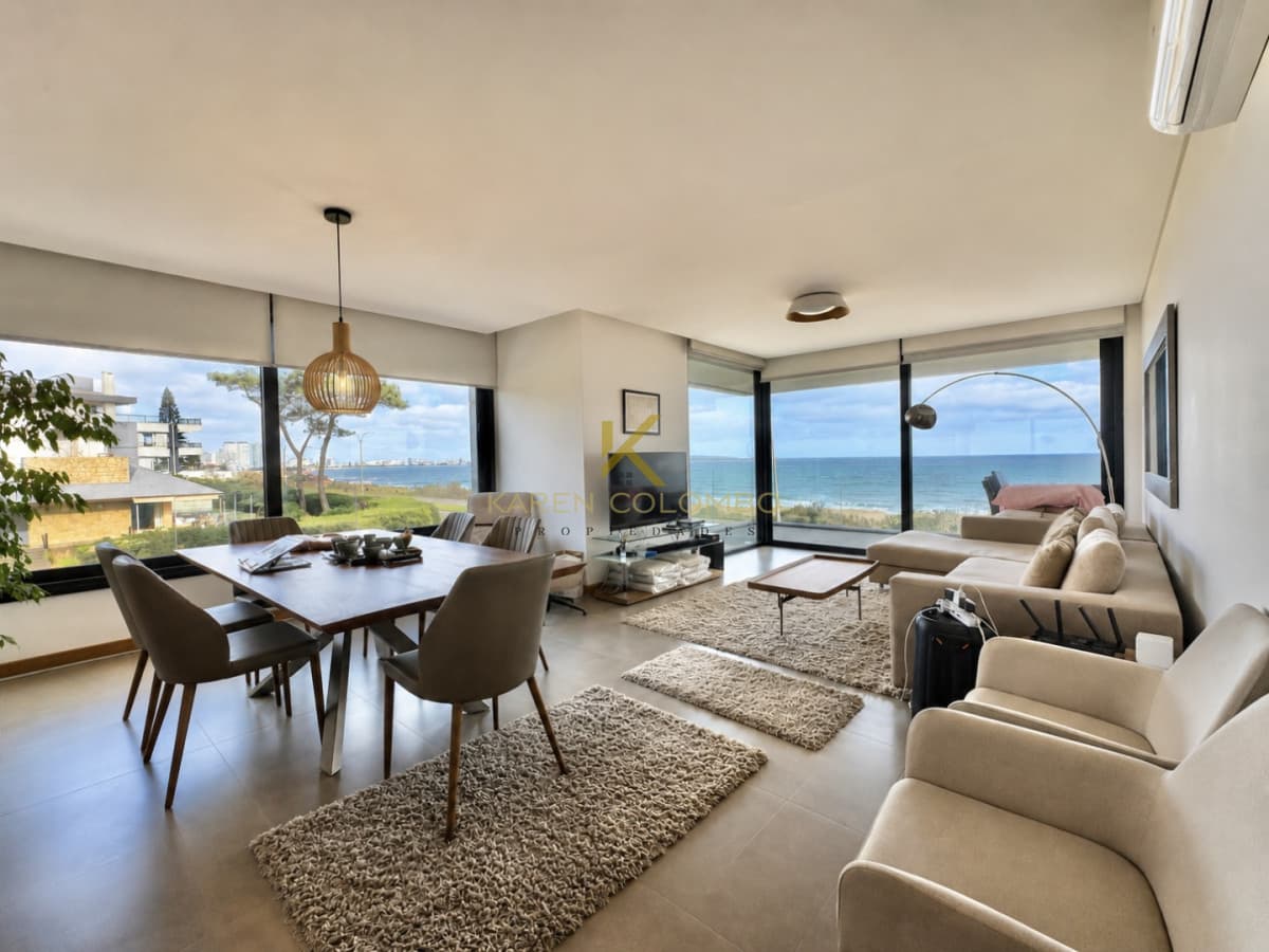 Apartamento en venta Pinares Primera linea de Playa Mansa,Punta del Este