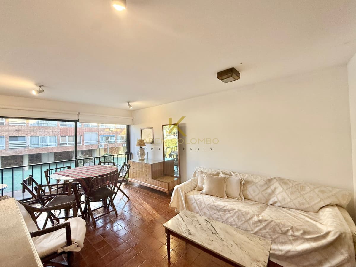 Apartamento en venta.