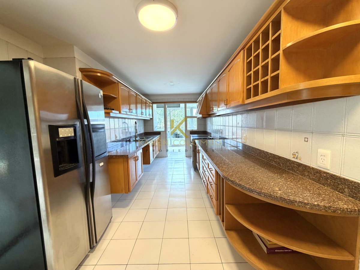 Apartamento 4 dormitorios en venta Punta Carretas