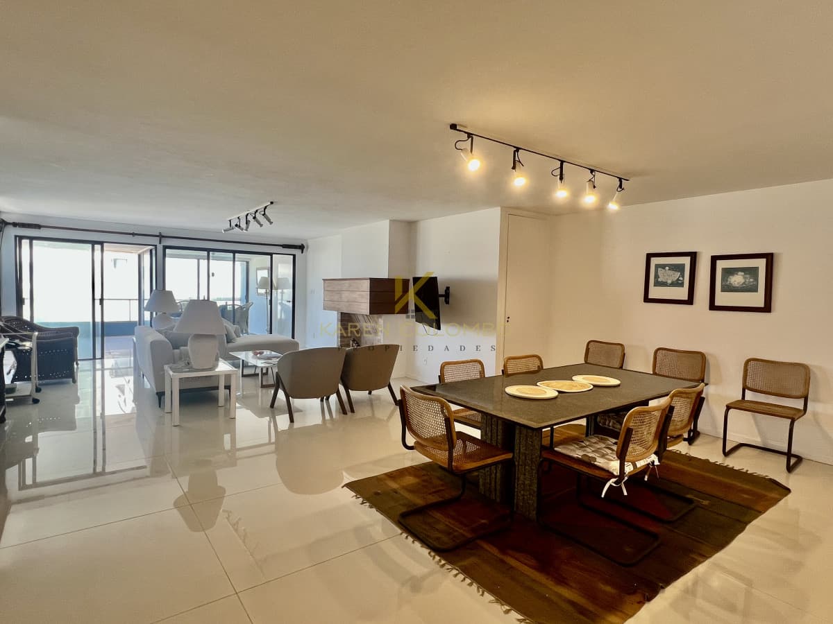 Apartamento en venta en Peninsula, Punta del Este