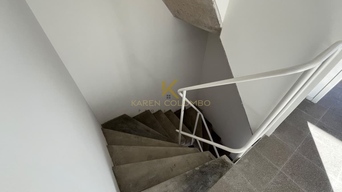 APARTAMENTO DUPLEX EN VENTA DE 3 DORMITORIOS EN BARRIO SUR