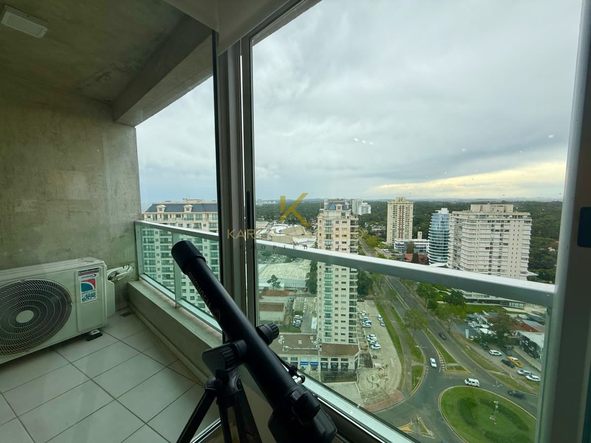 APARTAMENTO EN VENTA Y ALQUILER PUNTA DEL ESTE
