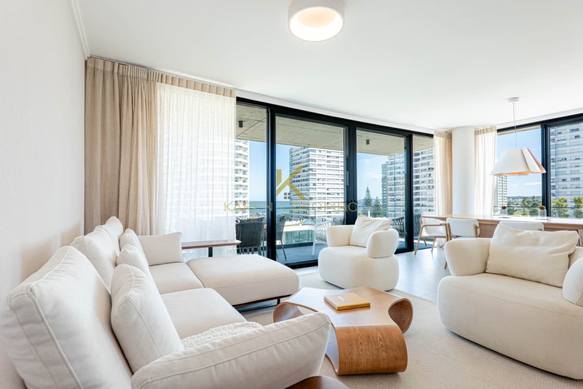 Apartamento en venta playa Mansa Punta del Este