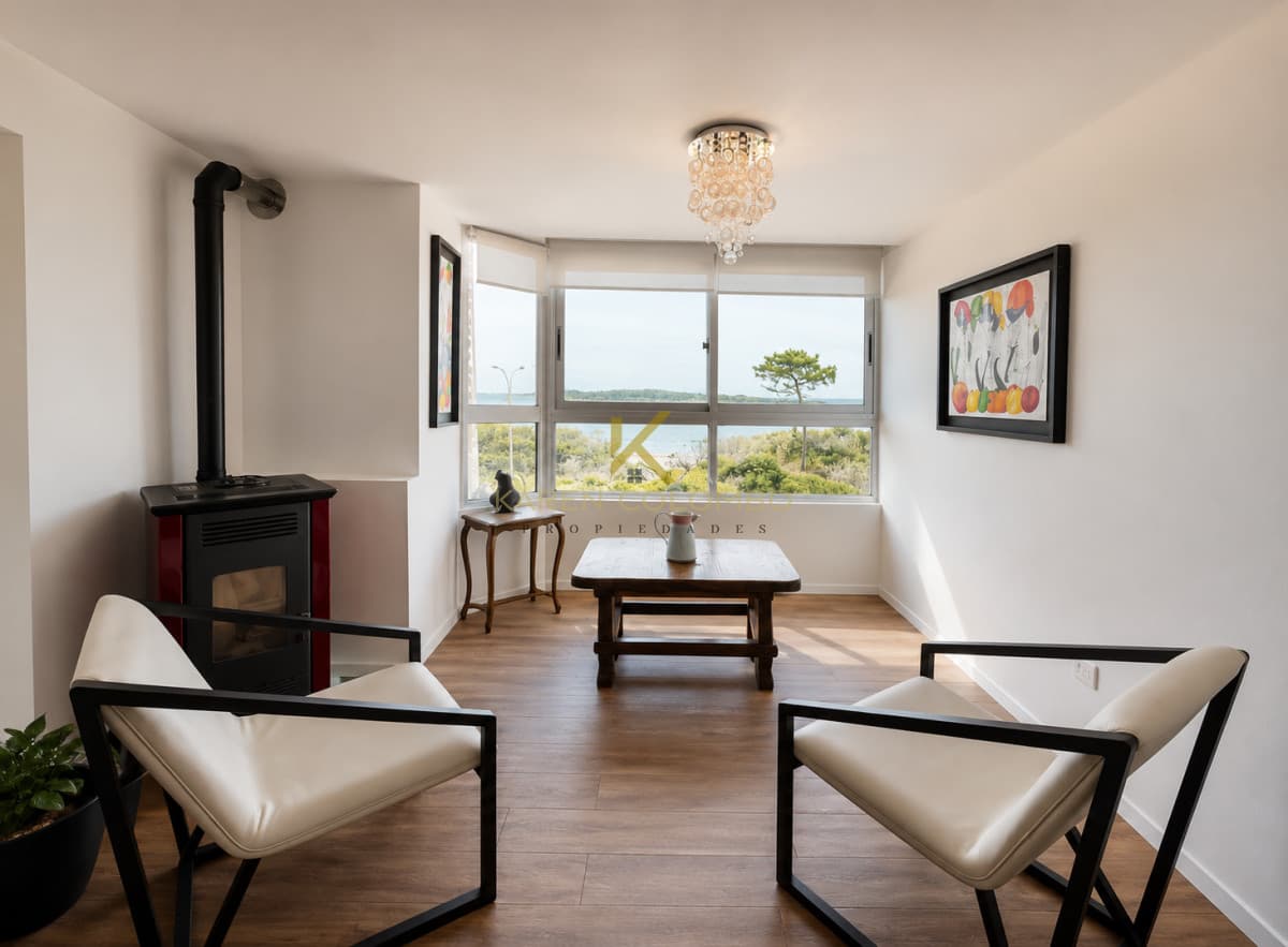 Apartamento en venta-3 dormitorios-Primera Linea Playa Mansa