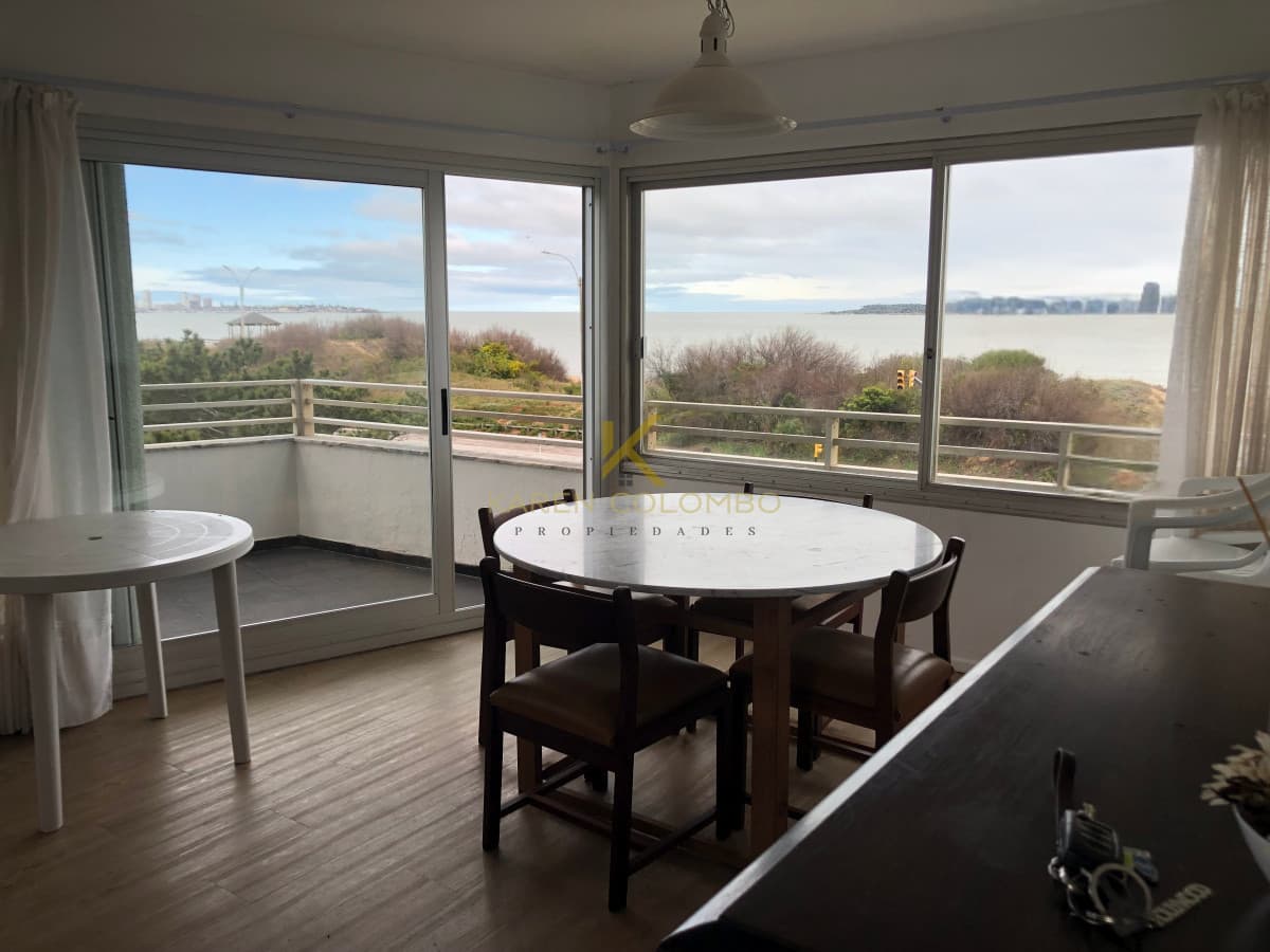 Apartamento en venta Primera Linea - Playa Mansa