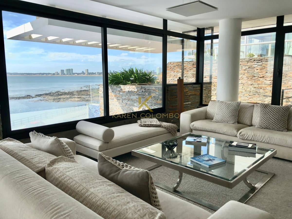 Apartamento en venta y alquiler en el puerto de Punta del Este