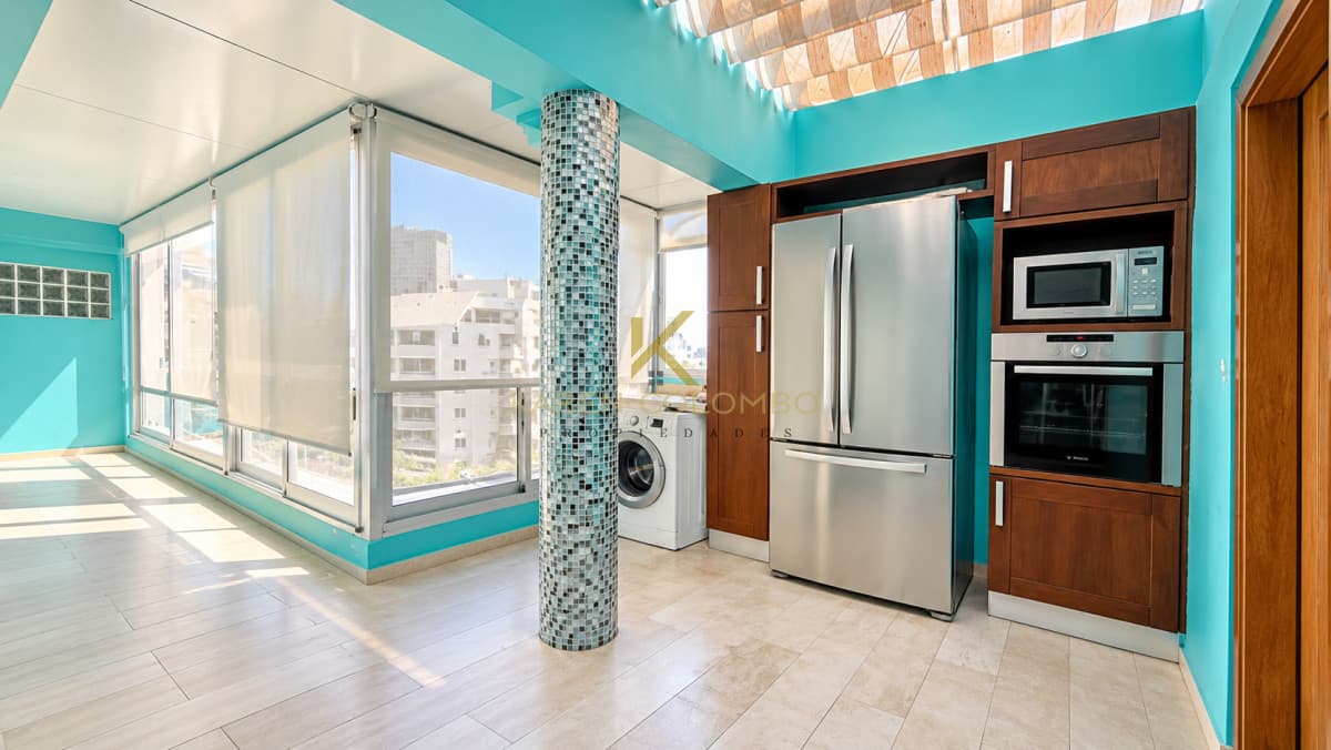 Espectacular Penthouse en venta-Playa Brava