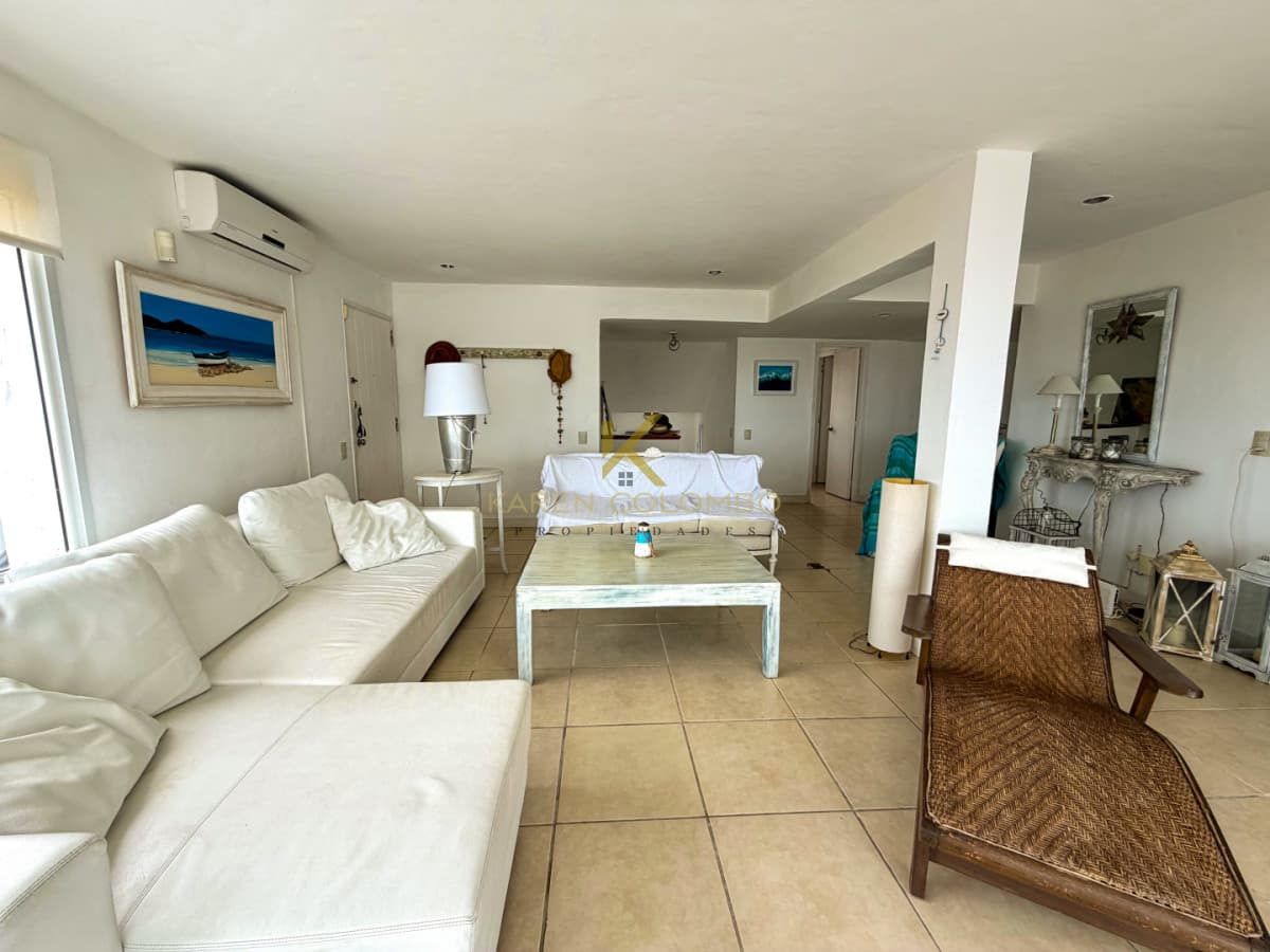 Apartamento de 4 dormitorios en primera linea de la Mansa