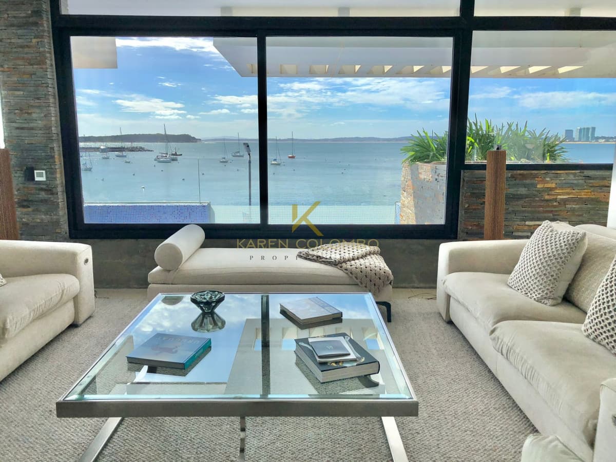 Apartamento en venta y alquiler en el puerto de Punta del Este