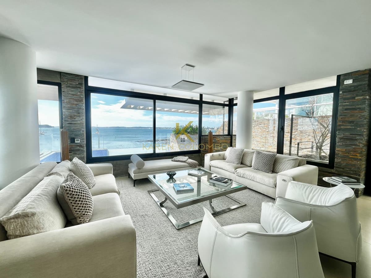 Apartamento en venta y alquiler en el puerto de Punta del Este
