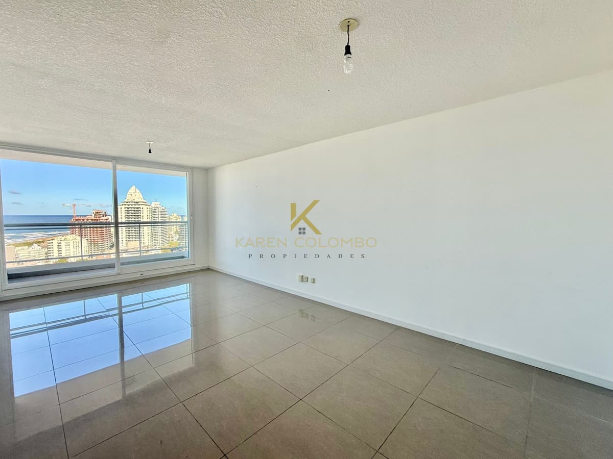 Apartamento en venta - Torre de categoría.