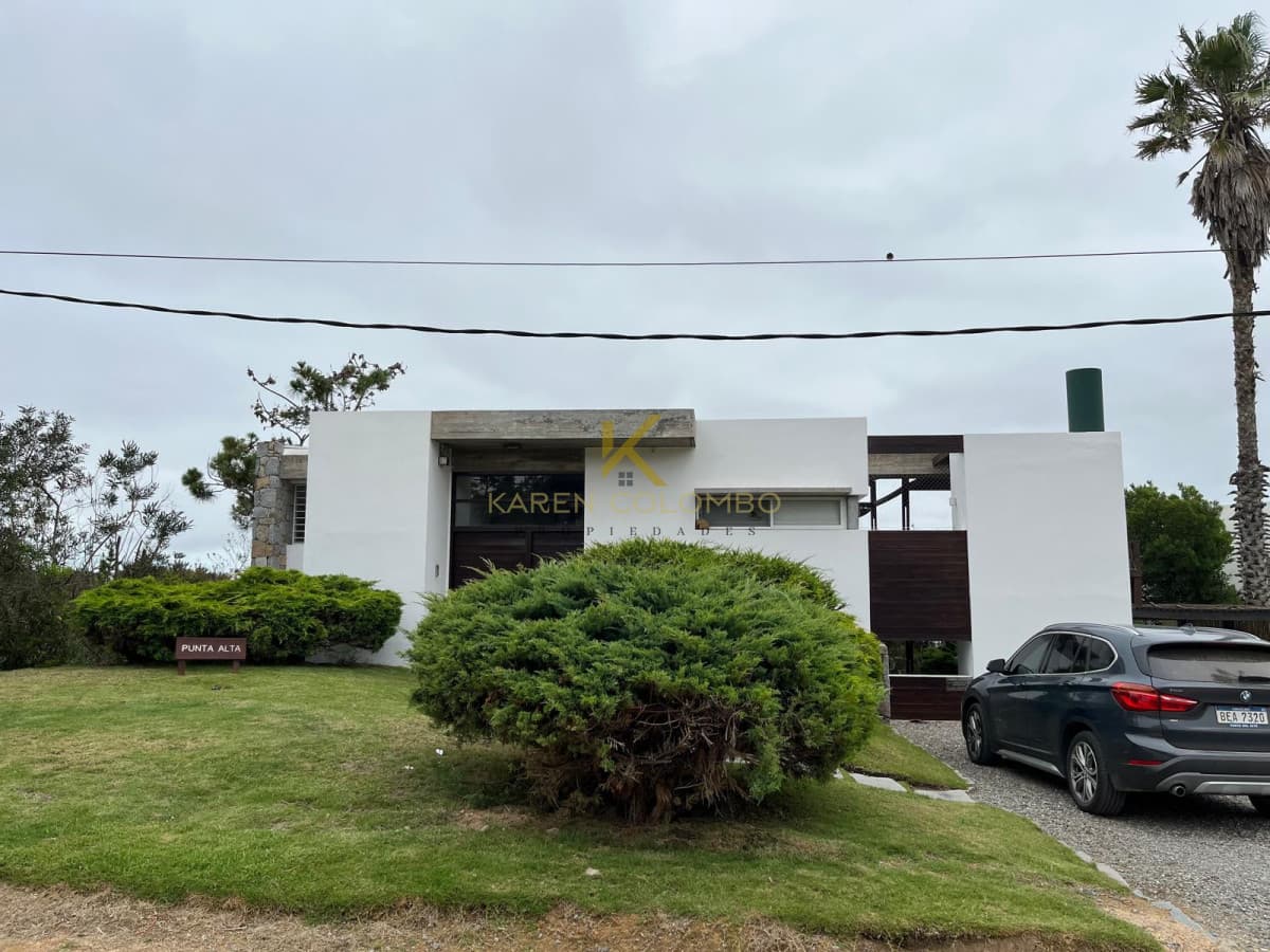CASA EN VENTA Y ALQUILER EN EL CHORRO