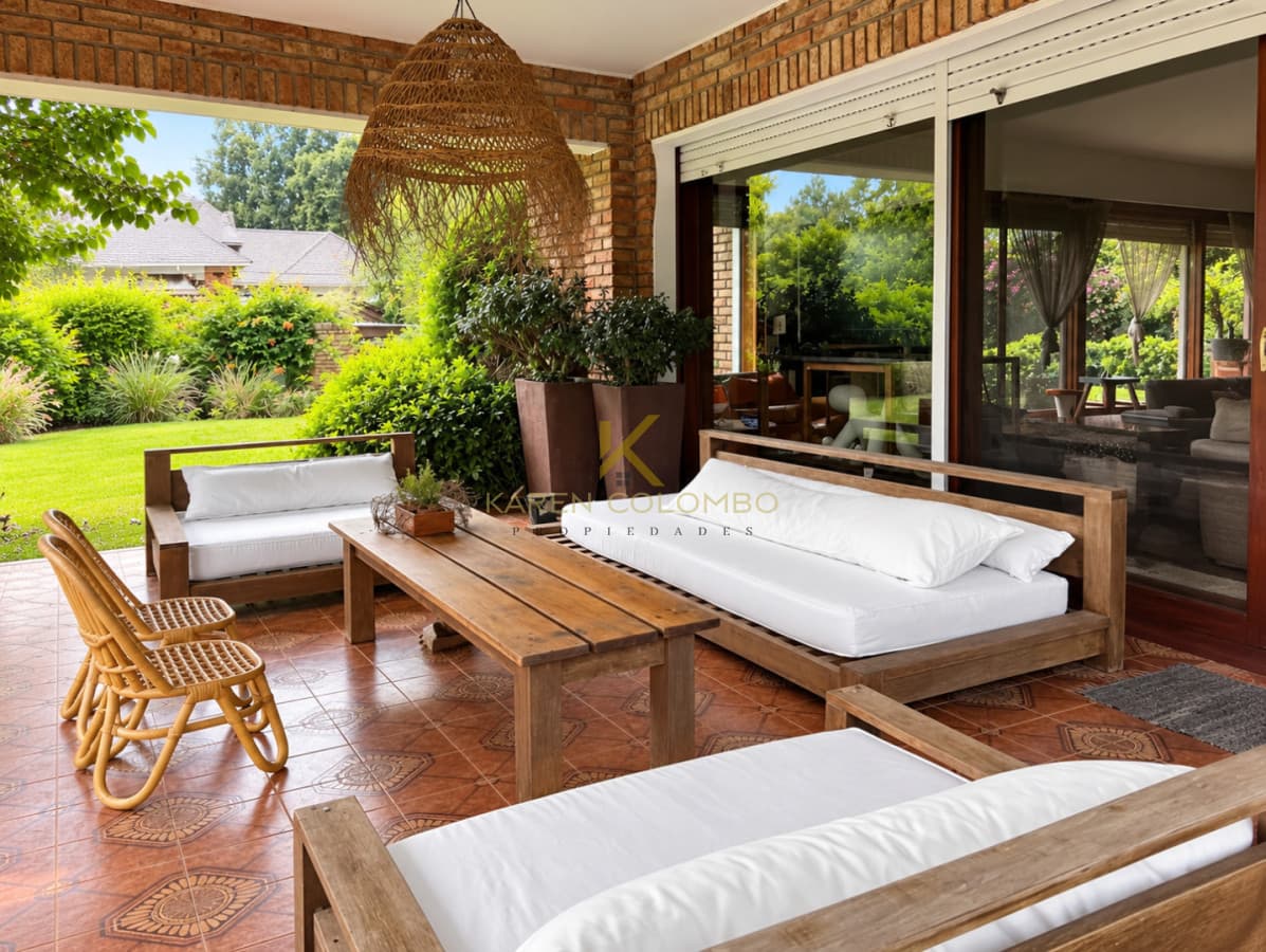 Espectacular Casa-4 Dormitorios-Alquiler de Temporada-Lugano,Punta del Este