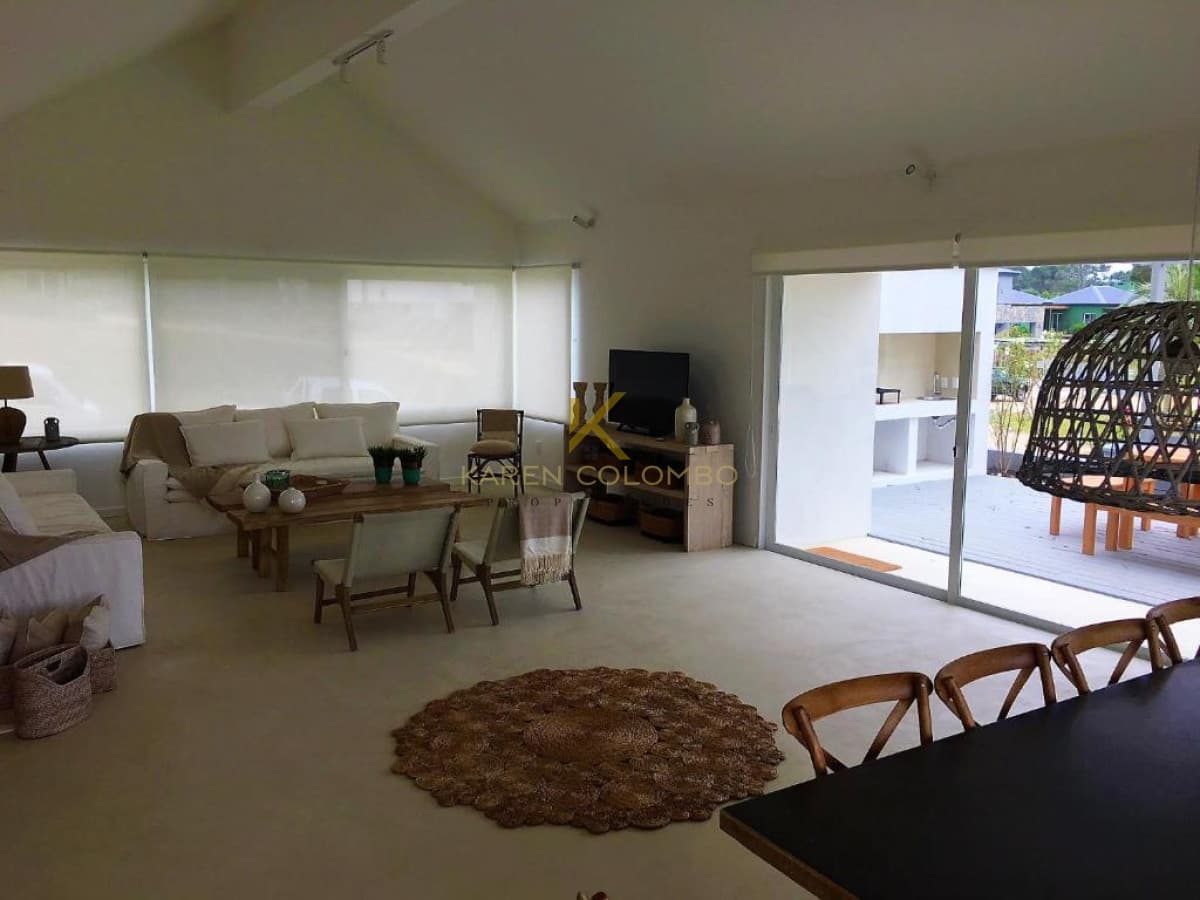 CASA EN VENTA Y ALQUILER PINAR DEL FARO