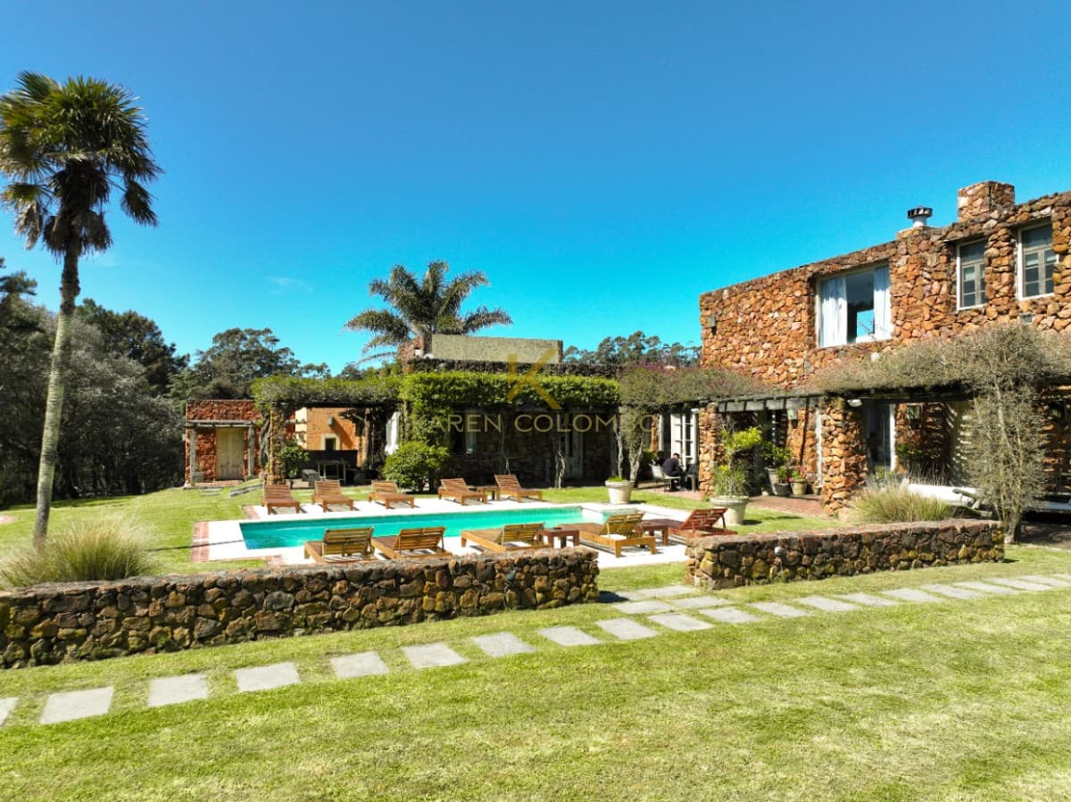 Casa de Piedra