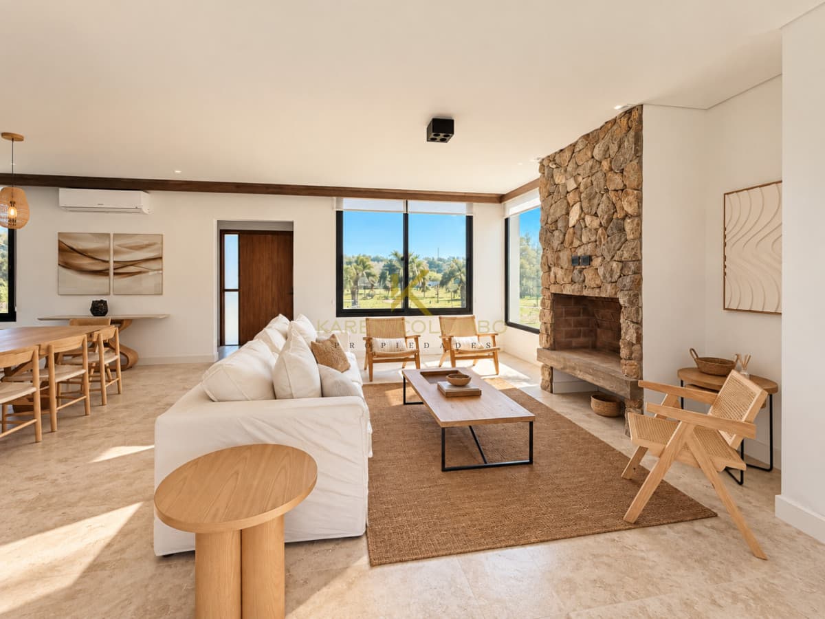 Espectacular casa en Venta y Alquiler temporal en Barrio Privado
