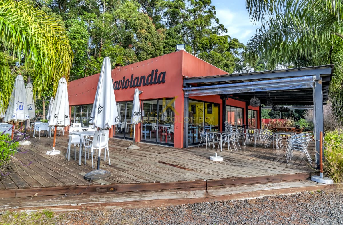 Local en venta en Solanas