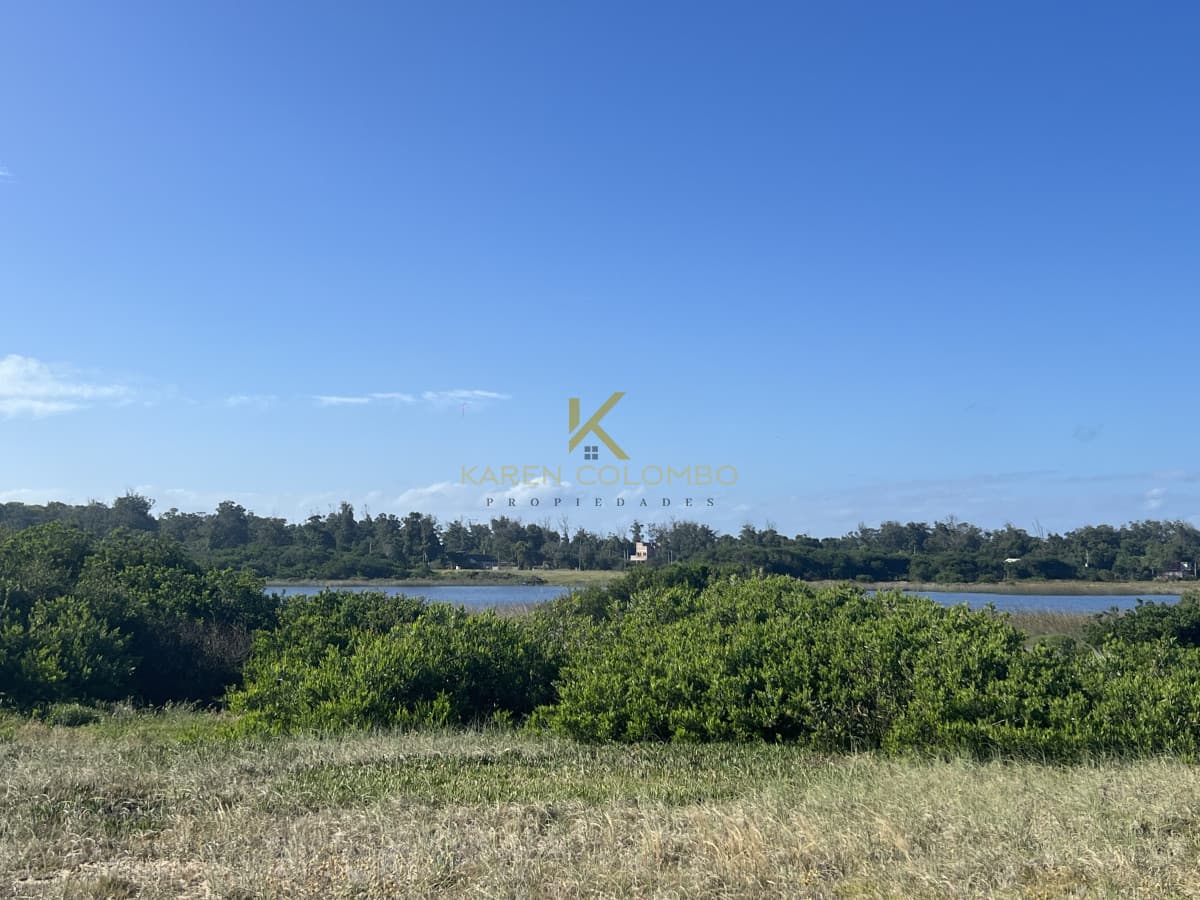 Terreno en venta primera linea Santa Monica